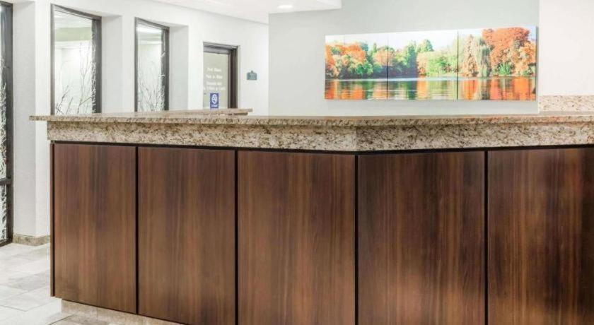 Days Inn Springfield South Esterno foto